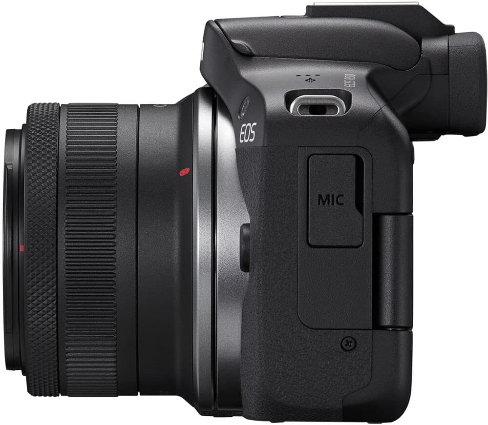 Canon Kit de cámara sin espejo EOS R50 - Cámara APS-C RF con lente de 0.709-1.772 in, video 4K, AF II de doble píxel y pantalla táctil de ángulo variable (5811C012) + bolsa de hombro + tarjeta de memoria de 64 GB